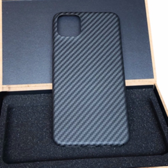 iPhone 11 Pro Max Real Carbon Fiber Case
